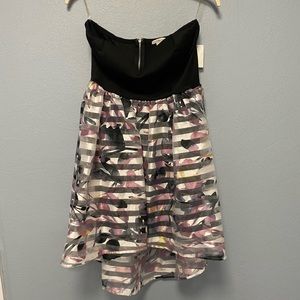 Strapless dress